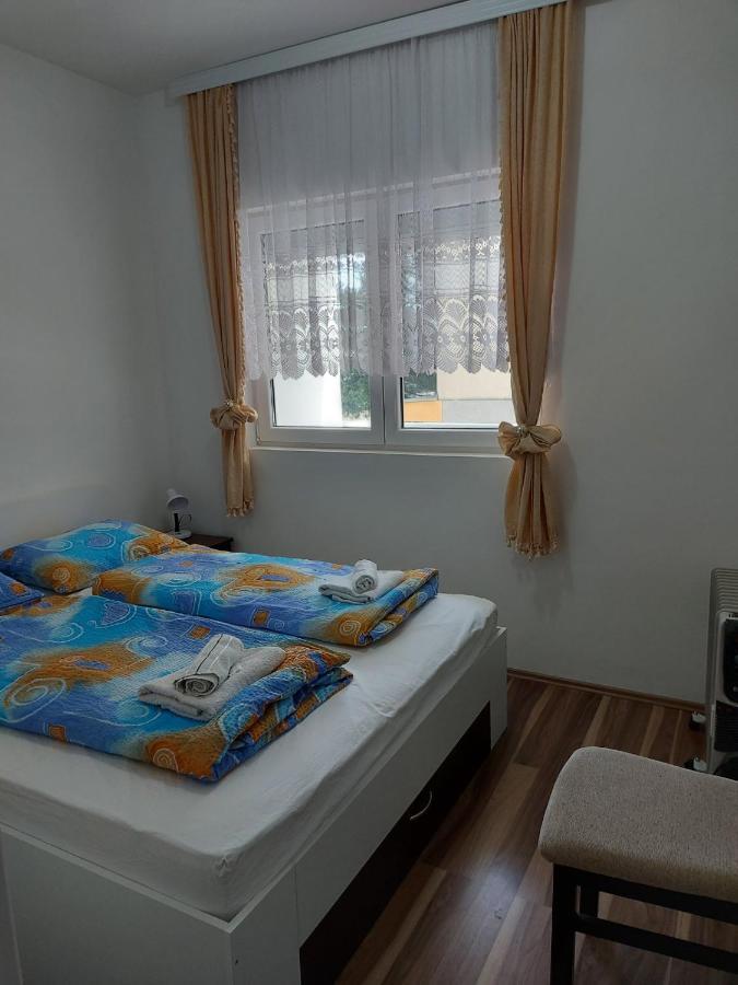 Adam' s Apartment 3 Kladovo Bagian luar foto